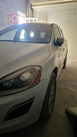 فولفو XC60